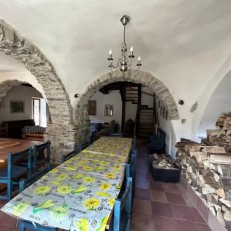 Molino Di Carpenosa Villa *